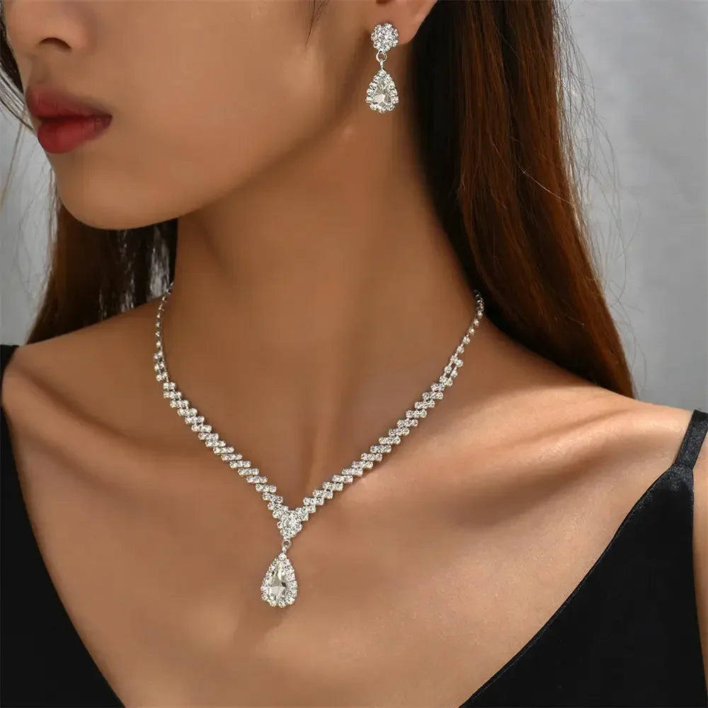 2pcs/set Jewelry Sets Women Elegant Waterdrop Rhinestone Pendant Necklace stud Earrings Wedding Dress Bridal Jewelry Set