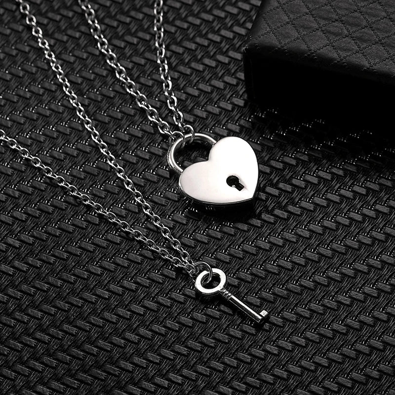 Fashion Best Friends Honey Love Couple Pendant Necklace 2 Pcs/ Set Chain Choke Broken Heart BFF Good Friendship Jewelry Gift